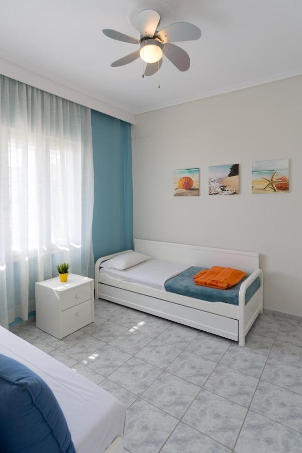 Chalkidiki Beachfront Apartment Néa Irákleia Eksteriør billede